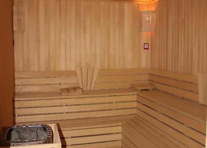 Yol Is Ξενοδοχείο 3*