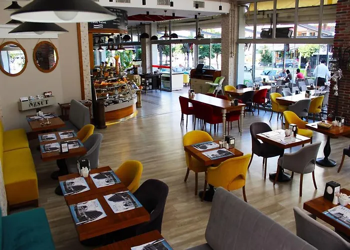 Yol Is 3* Άδανα